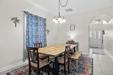 942 Henley Circle Davenport FL 33896