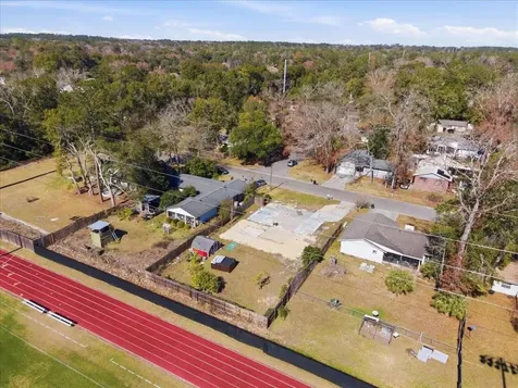 8203 SW 13th Road Gainesville FL 32607