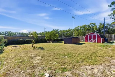 8203 SW 13th Road Gainesville FL 32607