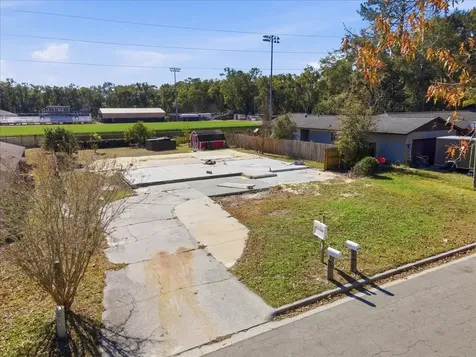 8203 SW 13th Road Gainesville FL 32607