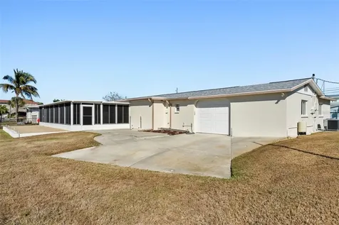 5003 Commonwealth Road Palmetto FL 34221