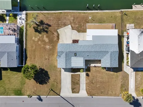 5003 Commonwealth Road Palmetto FL 34221