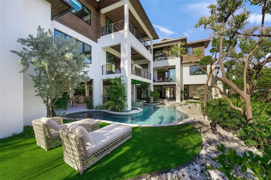 821 S Bay Boulevard Anna Maria FL 34216