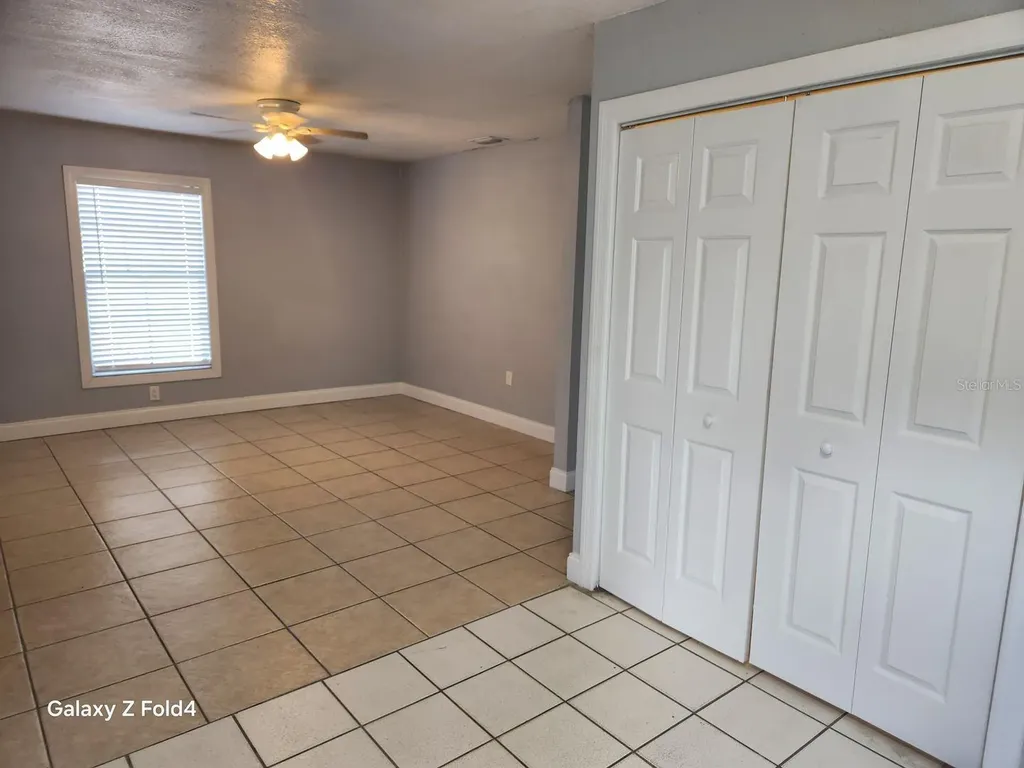 5720 N Lincoln Avenue Tampa FL 33614
