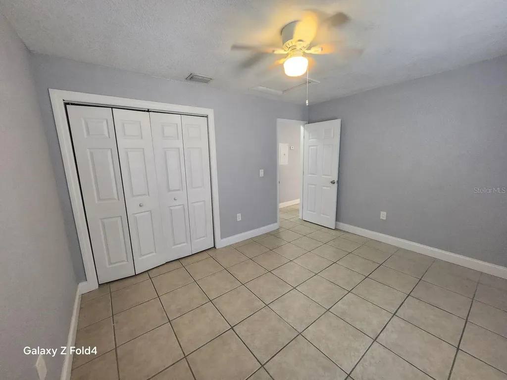 5720 N Lincoln Avenue Tampa FL 33614