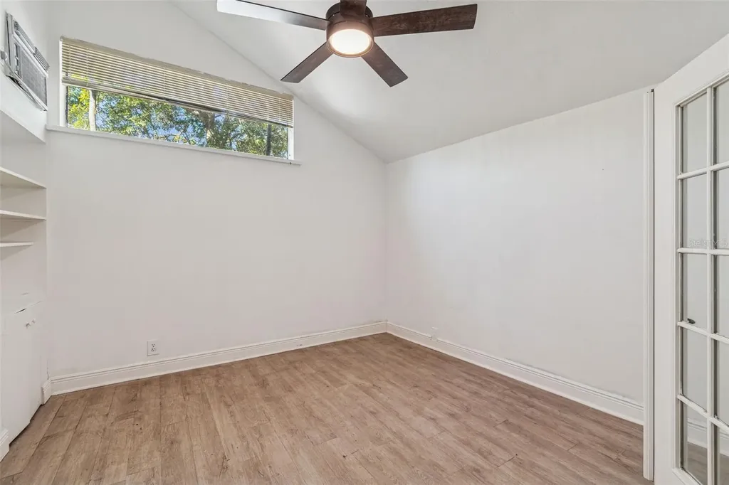 1930 Gregory Drive Tampa FL 33613
