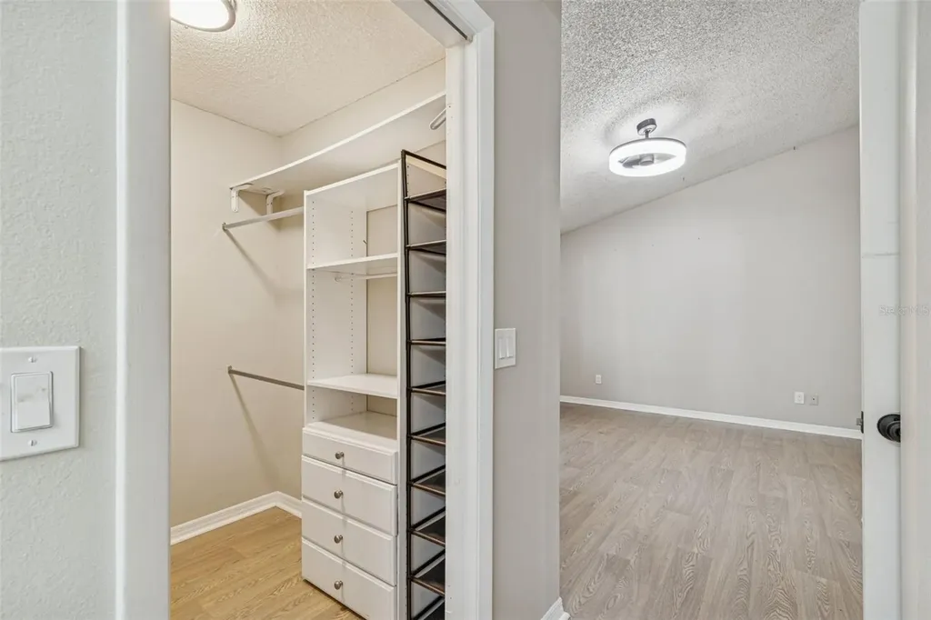 1930 Gregory Drive Tampa FL 33613