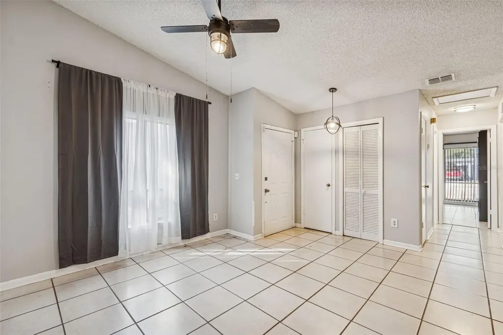 1930 Gregory Drive Tampa FL 33613