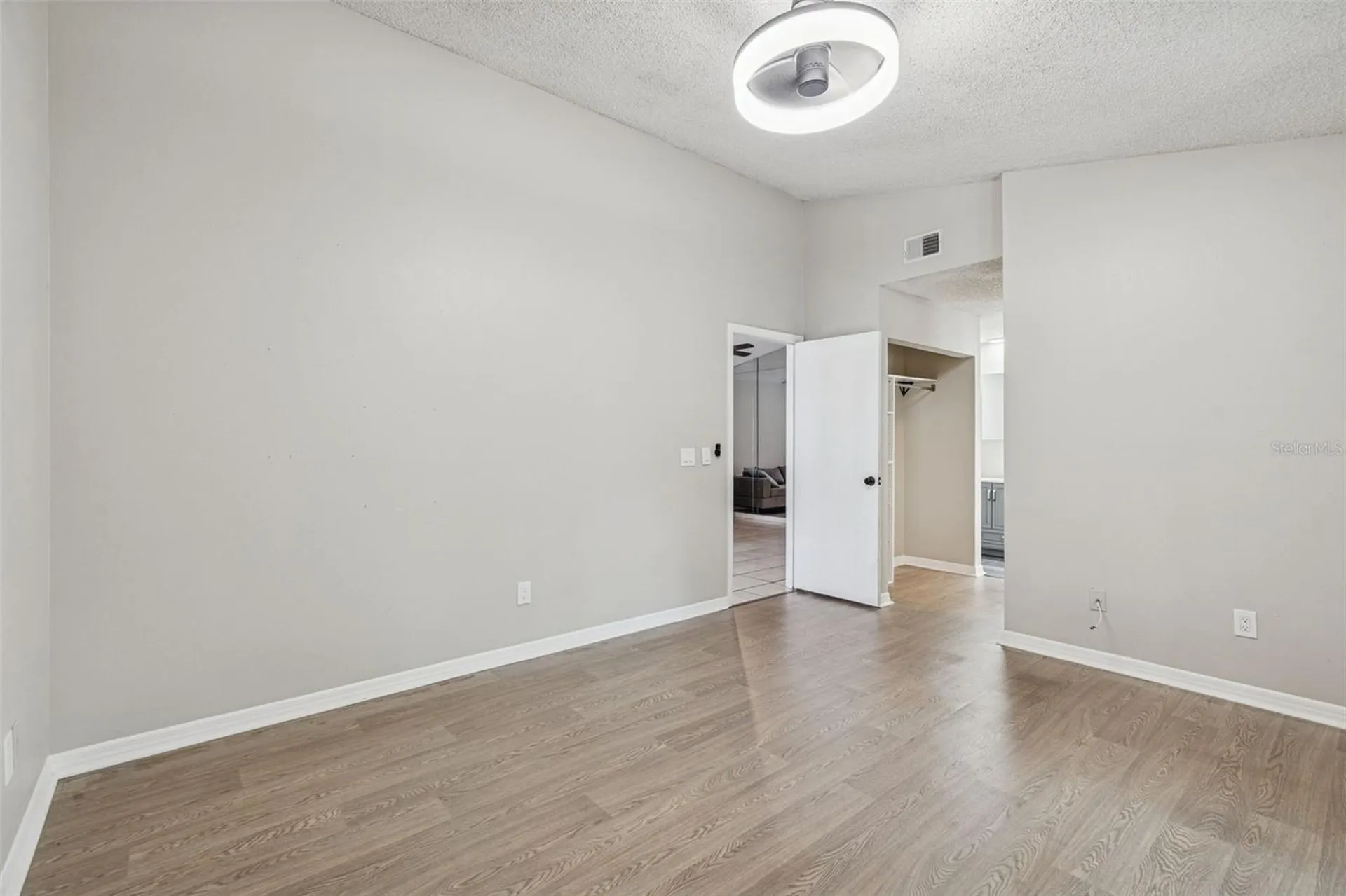 1930 Gregory Drive Tampa FL 33613