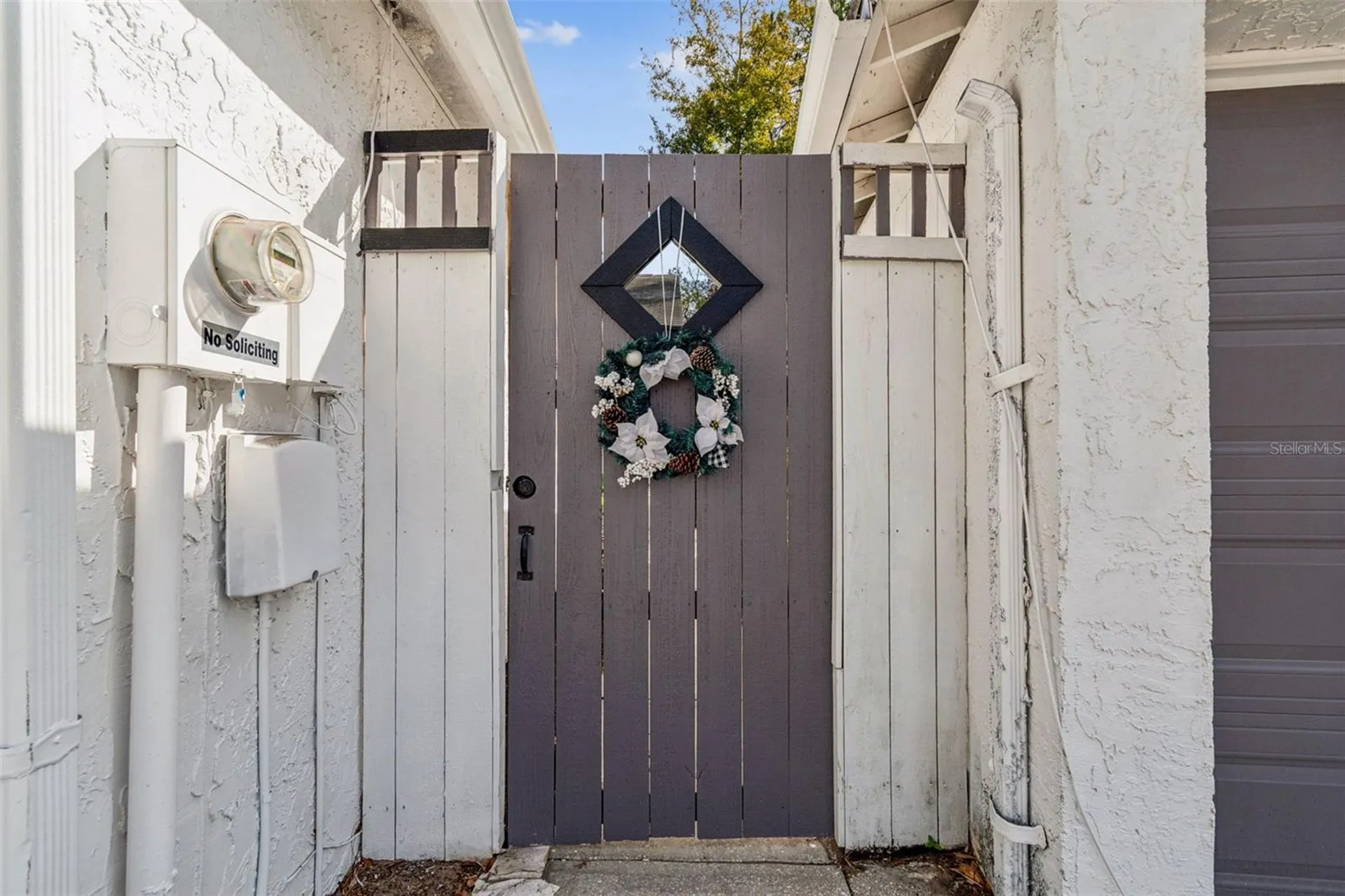 1930 Gregory Drive Tampa FL 33613
