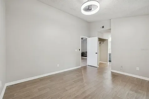 1930 Gregory Drive Tampa FL 33613