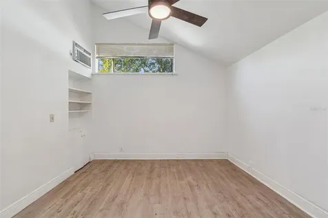 1930 Gregory Drive Tampa FL 33613
