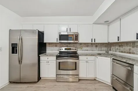 1930 Gregory Drive Tampa FL 33613