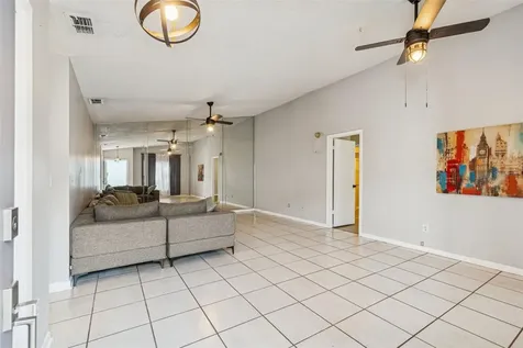 1930 Gregory Drive Tampa FL 33613