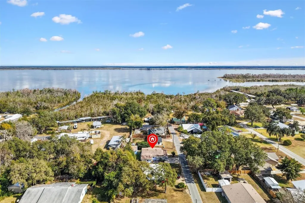 5605 Berts Road Lady Lake FL 32159