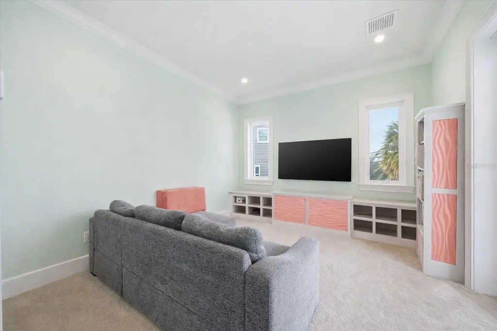 391 12th Avenue Indian Rocks Beach FL 33785