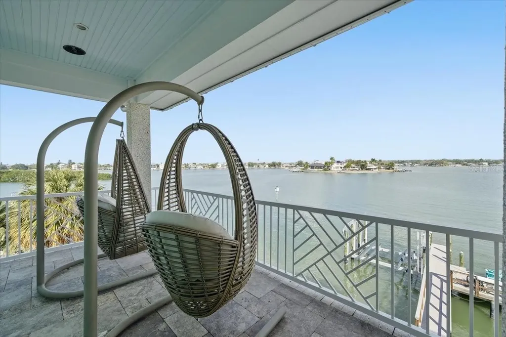 391 12th Avenue Indian Rocks Beach FL 33785