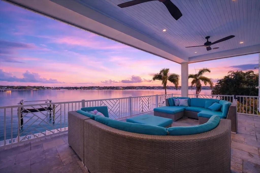 391 12th Avenue Indian Rocks Beach FL 33785
