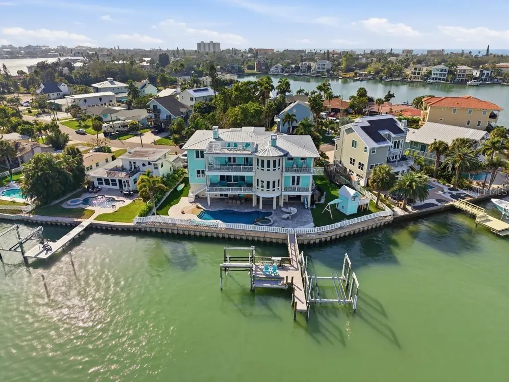 391 12th Avenue Indian Rocks Beach FL 33785