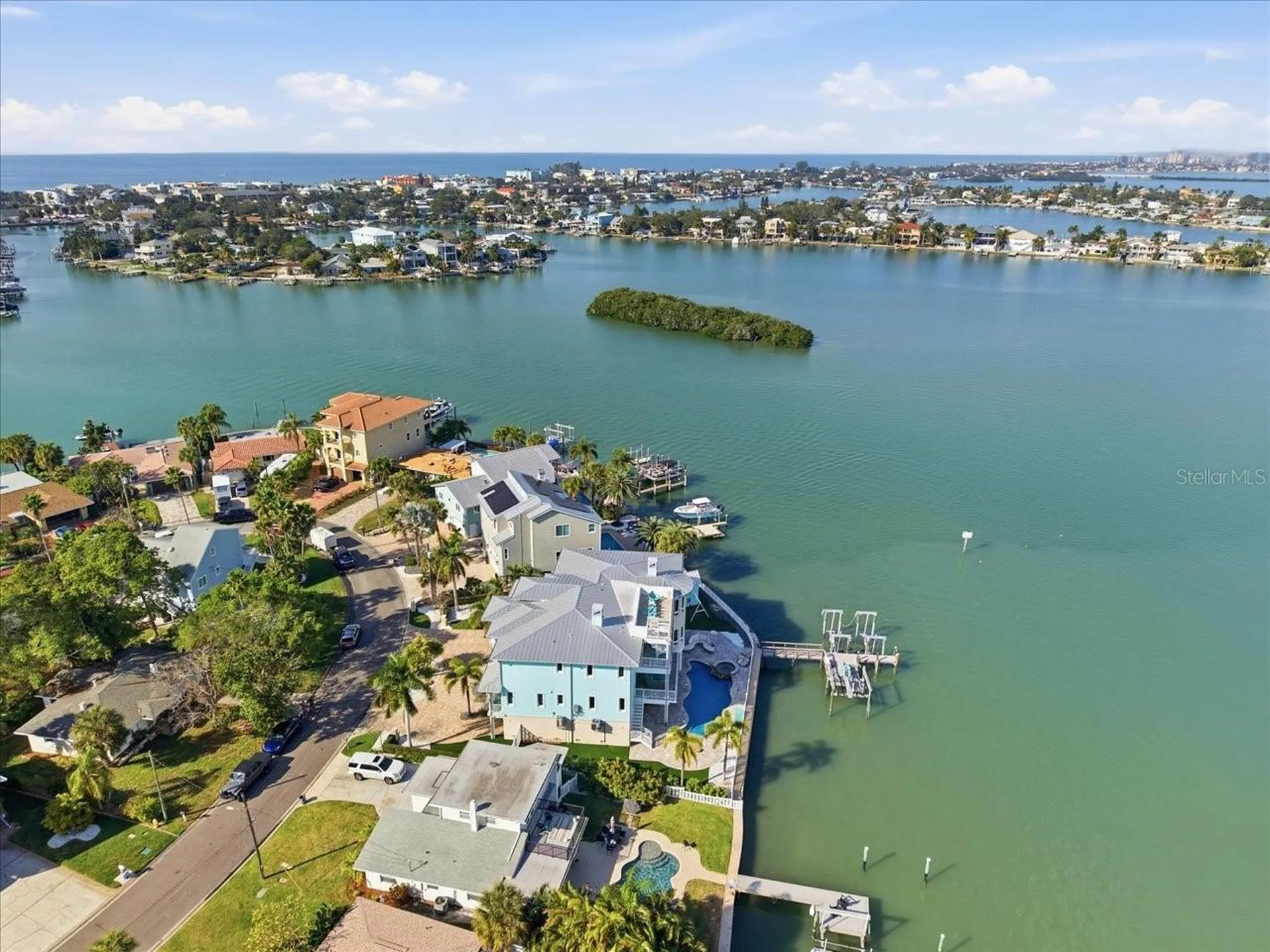 391 12th Avenue Indian Rocks Beach FL 33785
