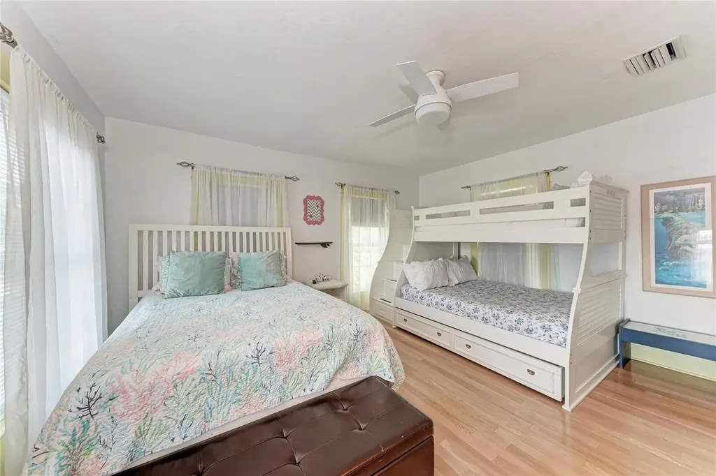 1315 15th Avenue W Bradenton FL 34205