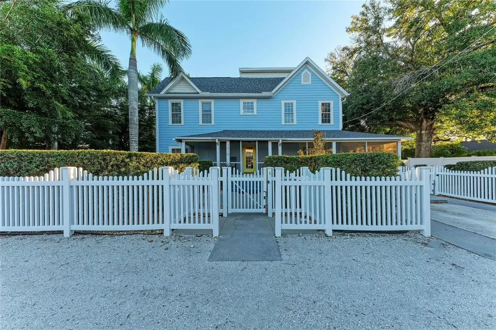 1315 15th Avenue W Bradenton FL 34205