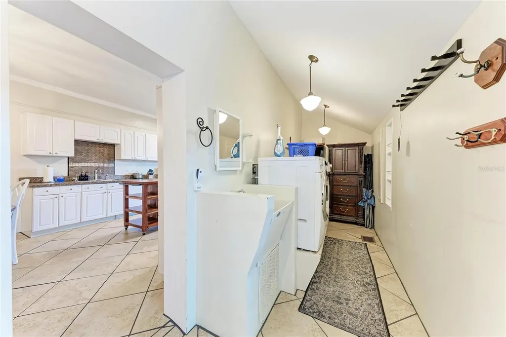 1315 15th Avenue W Bradenton FL 34205