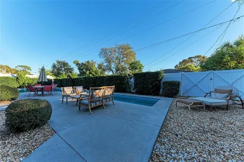 1315 15th Avenue W Bradenton FL 34205