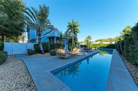1315 15th Avenue W Bradenton FL 34205