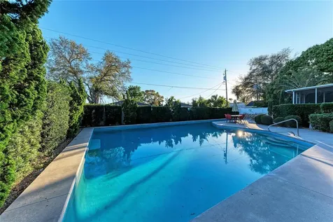 1315 15th Avenue W Bradenton FL 34205