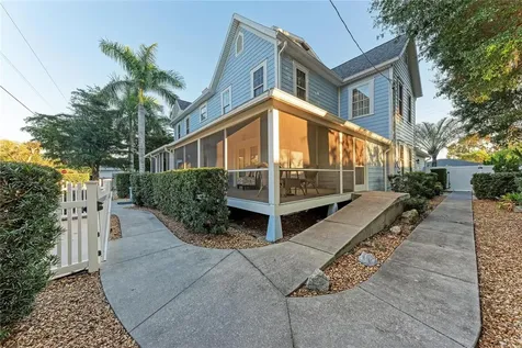 1315 15th Avenue W Bradenton FL 34205