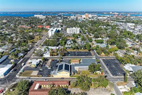 1315 15th Avenue W Bradenton FL 34205