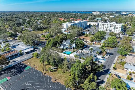 1315 15th Avenue W Bradenton FL 34205