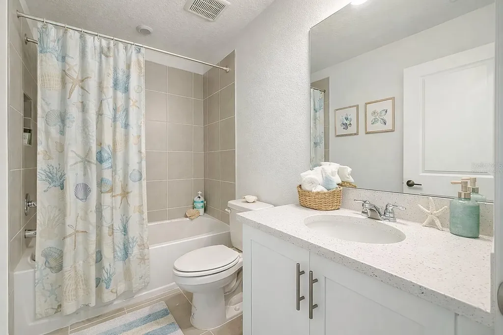 1066 8th Avenue S St Petersburg FL 33705