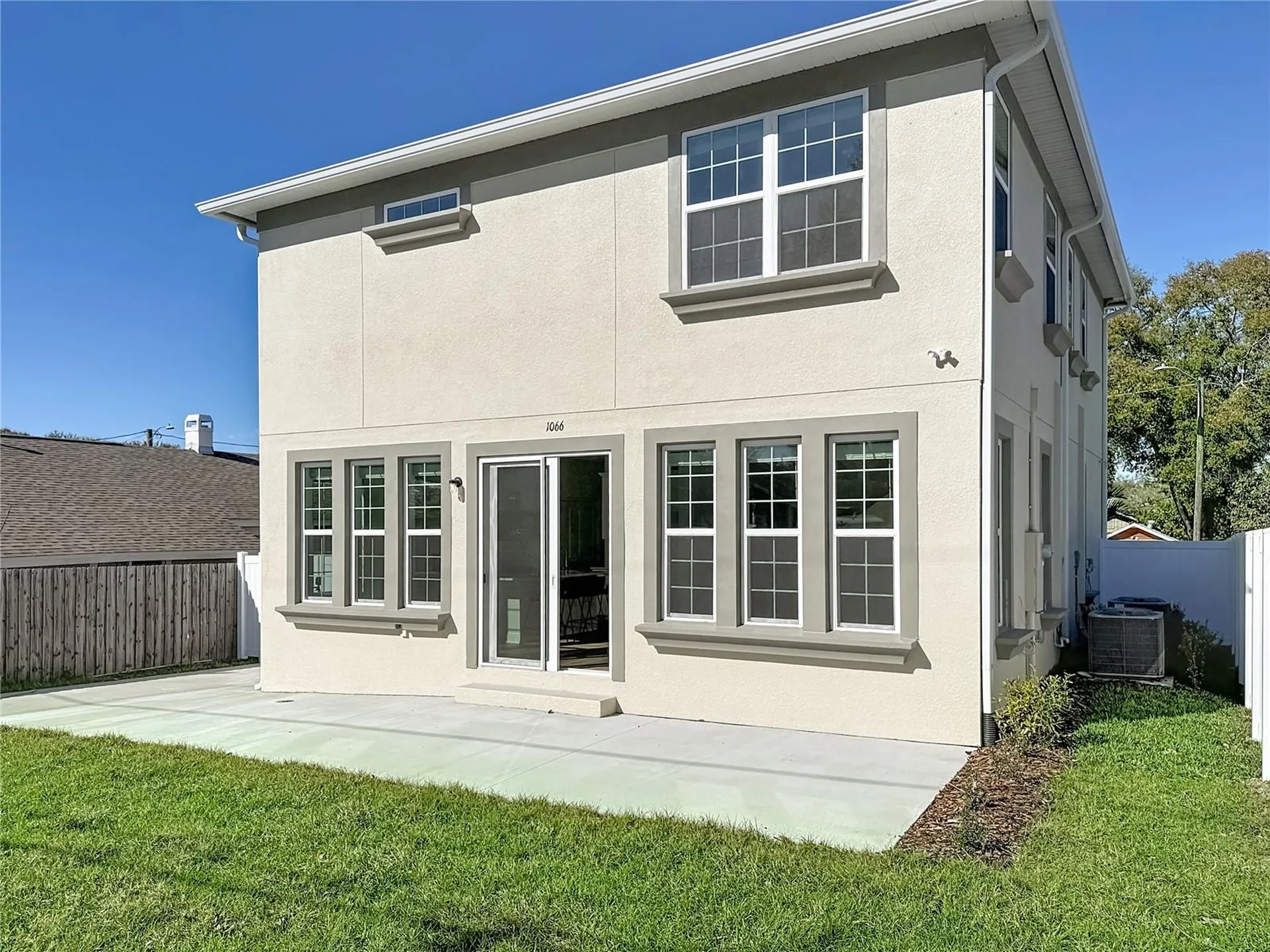1066 8th Avenue S St Petersburg FL 33705