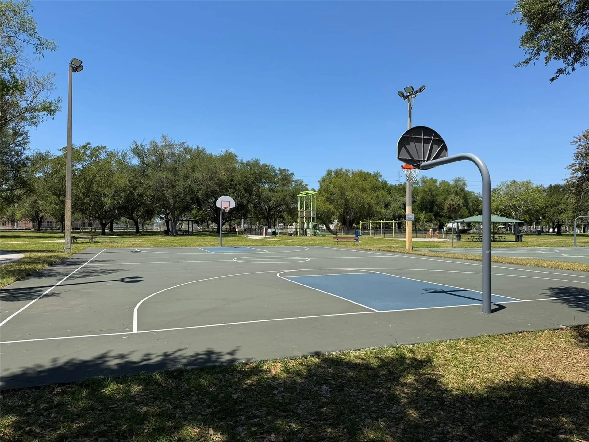 1066 8th Avenue S St Petersburg FL 33705