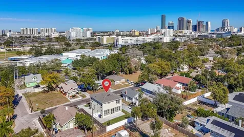 1066 8th Avenue S St Petersburg FL 33705