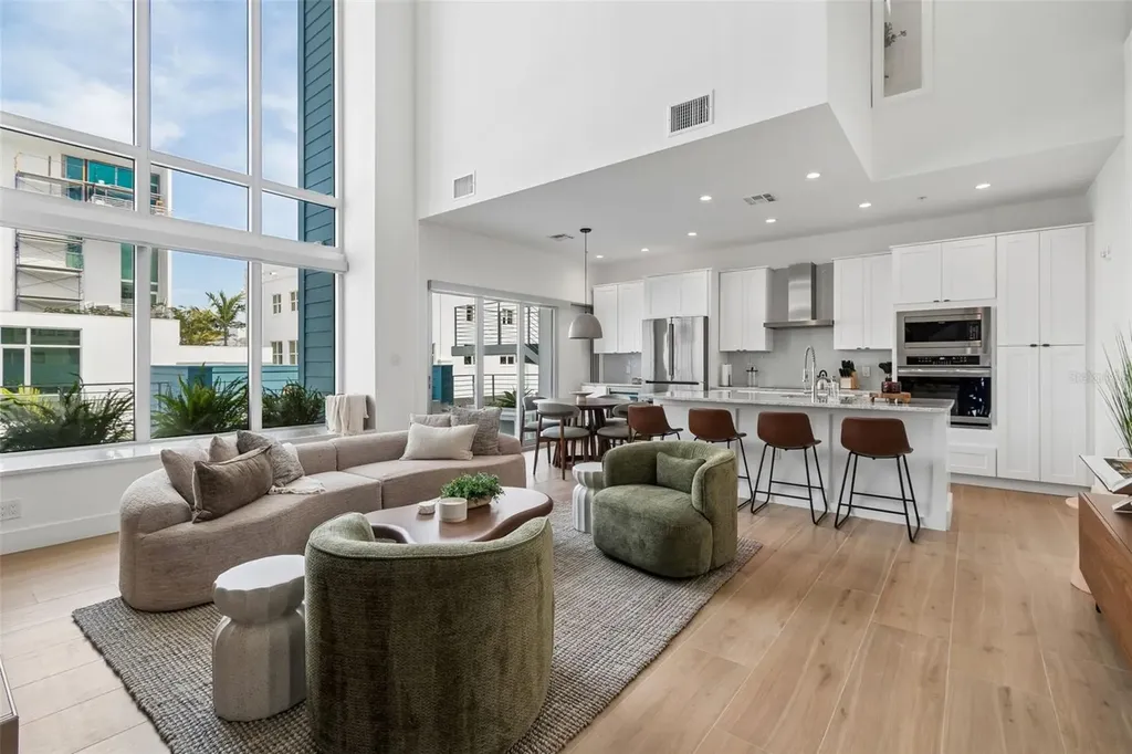 1343 4th Street Sarasota FL 34236