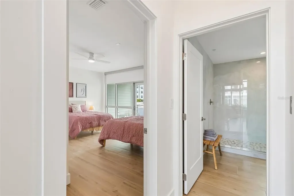 1343 4th Street Sarasota FL 34236
