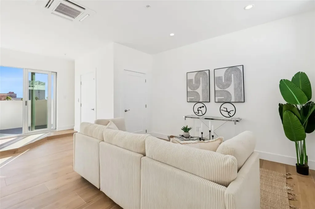 1343 4th Street Sarasota FL 34236