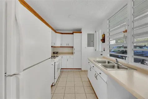 B19 Calle 3 Urbanizacion Ocean View Lajas PR 00667