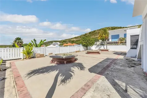 B19 Calle 3 Urbanizacion Ocean View Lajas PR 00667