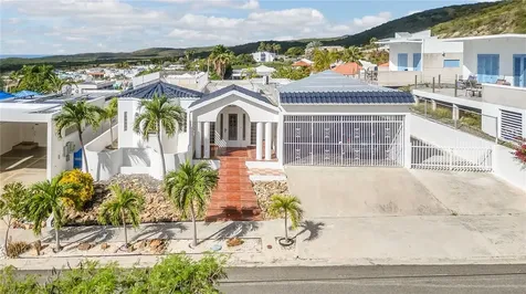 B19 Calle 3 Urbanizacion Ocean View Lajas PR 00667
