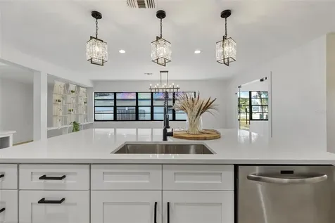 3406 W Swann Avenue Tampa FL 33609