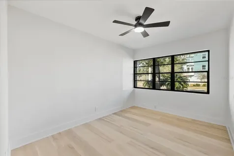 3406 W Swann Avenue Tampa FL 33609