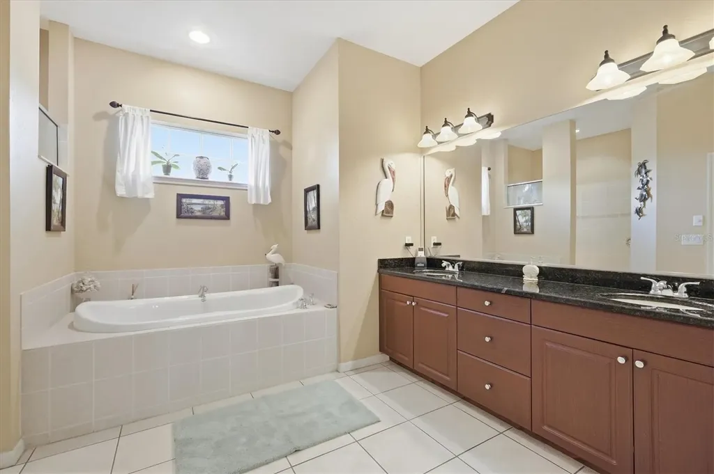 6151 9th Avenue Circle NE Bradenton FL 34212