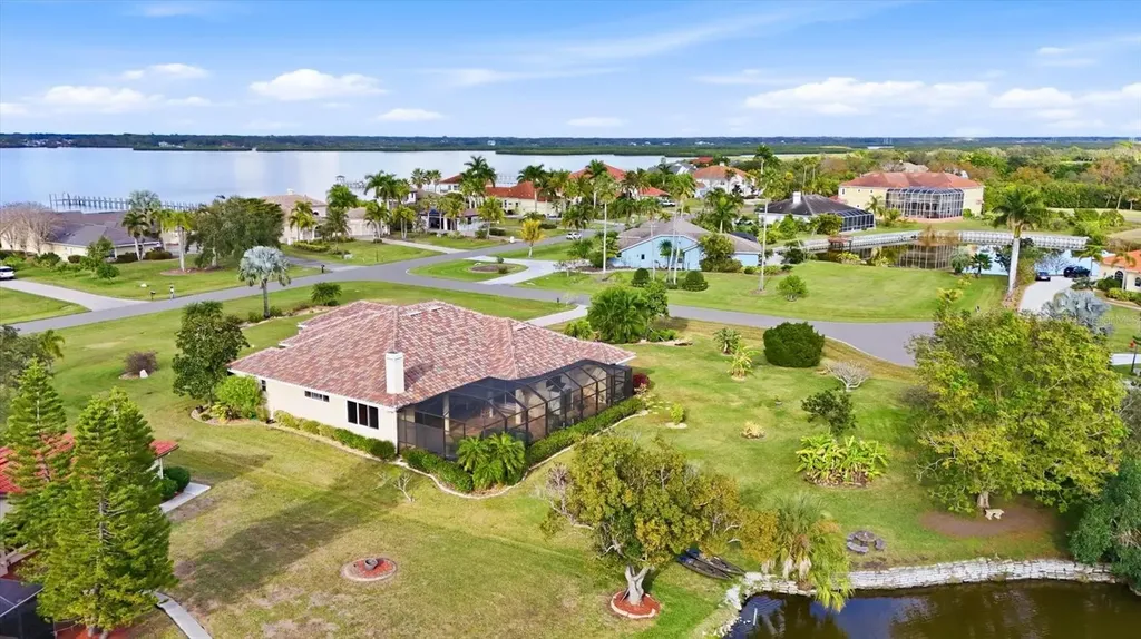 6151 9th Avenue Circle NE Bradenton FL 34212