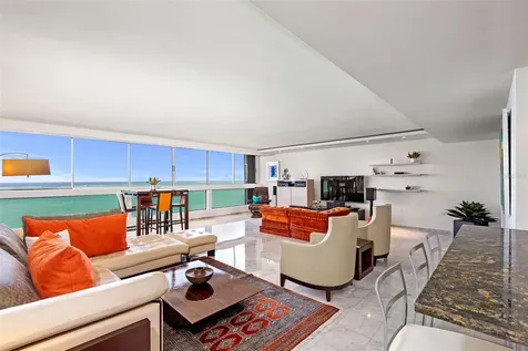 Plaza Atlantico Ave Isla Verde Carolina PR 00979