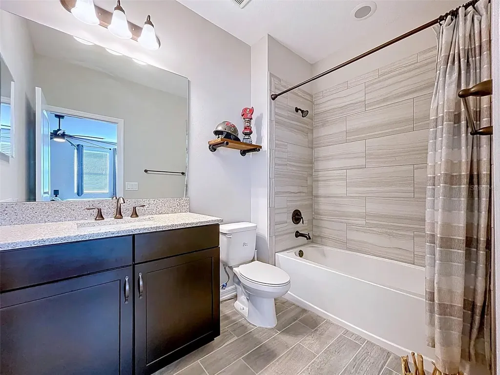 2515 63rd Terrace E Ellenton FL 34222
