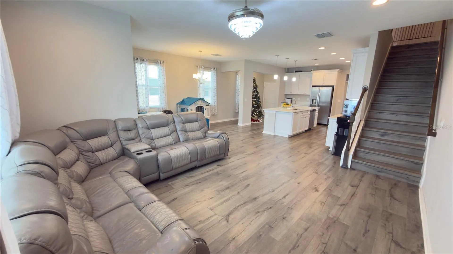 2501 Stapleford Place Wesley Chapel FL 33543
